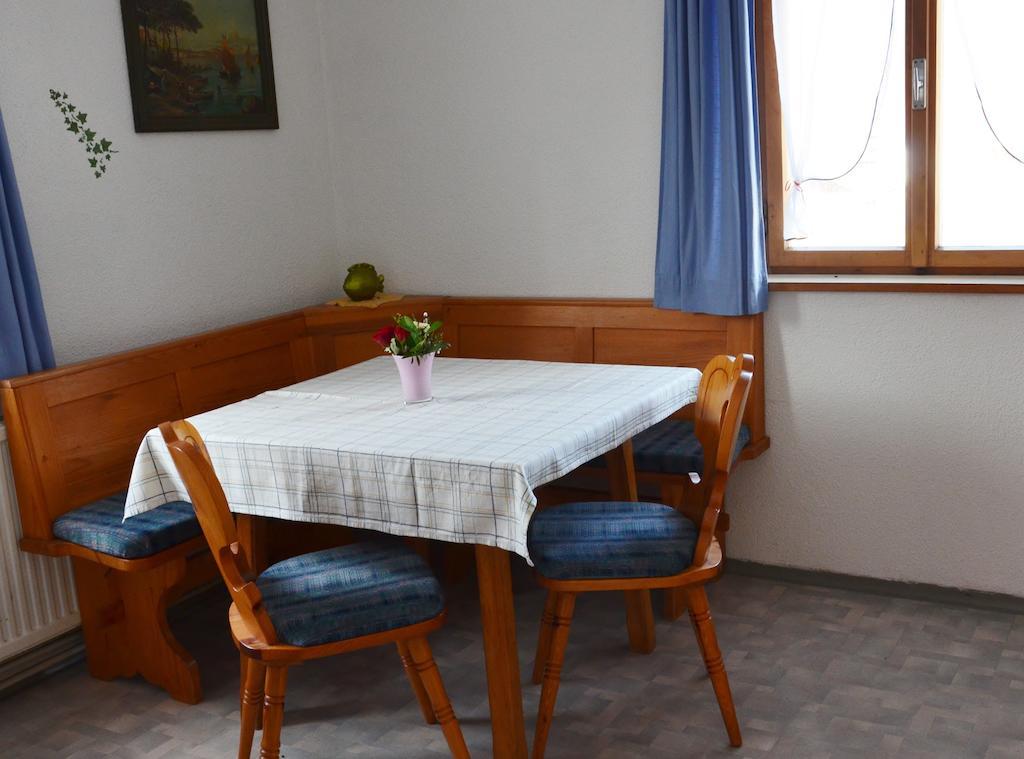 Villa Sonnenheim Forchach Zimmer foto